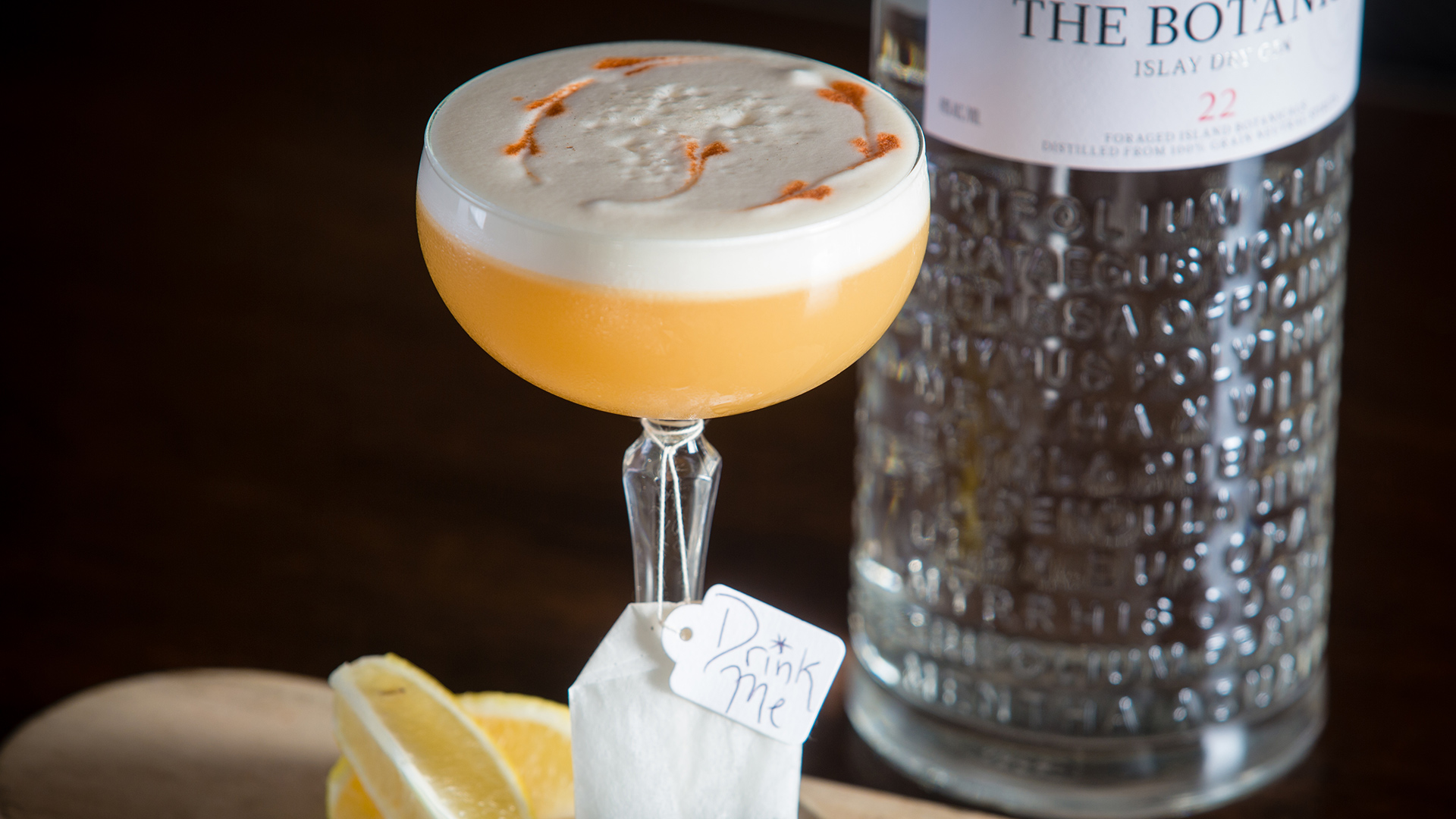 CAYA Restaurant Cocktail
